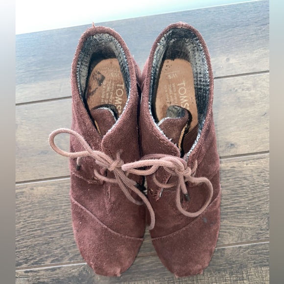 Toms Brown Wedge Booties Size W 5 - Picture 6 of 15